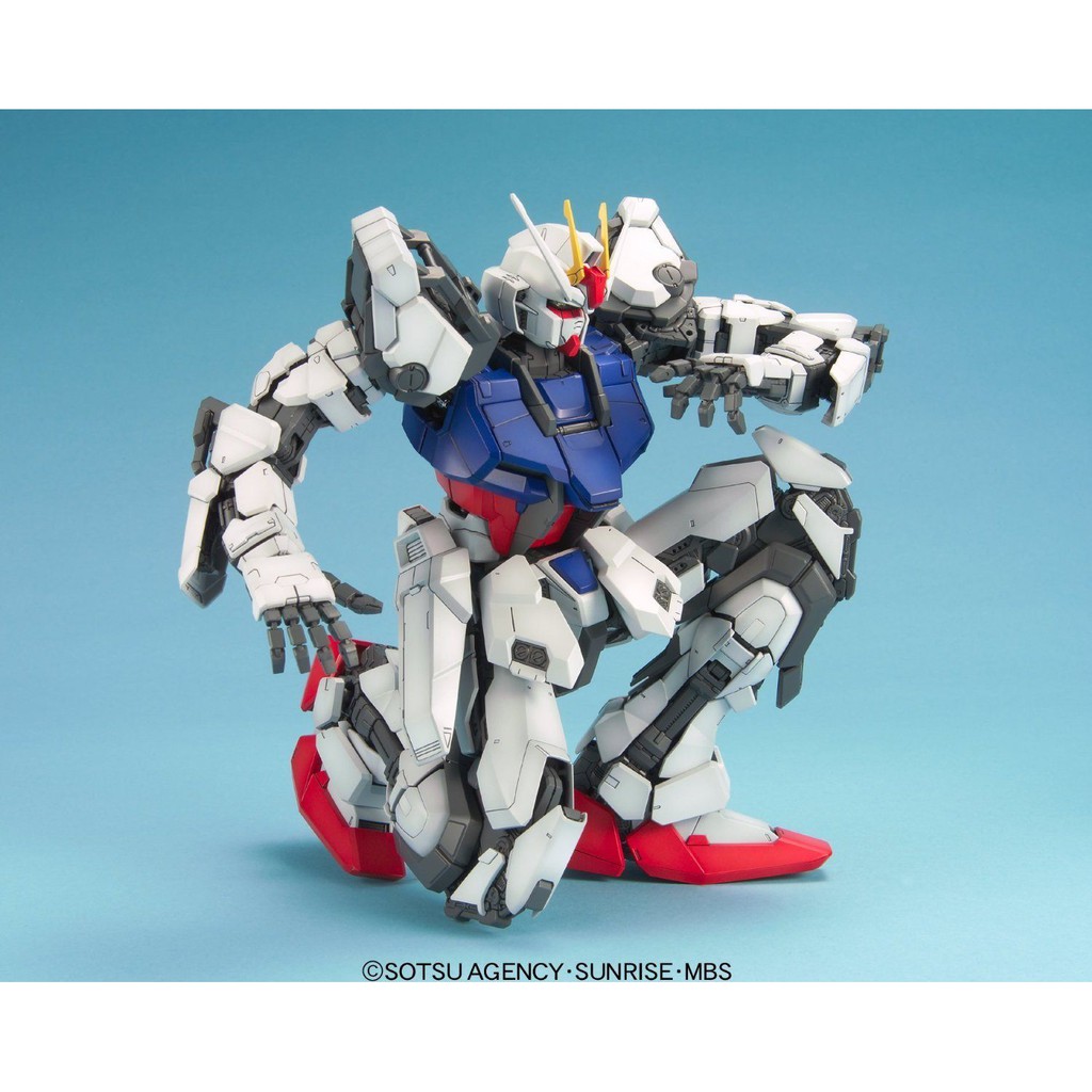 Mô Hình Lắp Ráp PG Strike Gundam Tỉ Lệ 1/60, Perfect Grade Hàng Chính Hãng Bandai - Nhật Bản