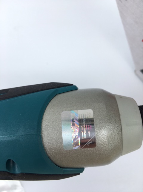 Máy vặn vít cầm tay hoạt động bằng pin- Makita TD090D