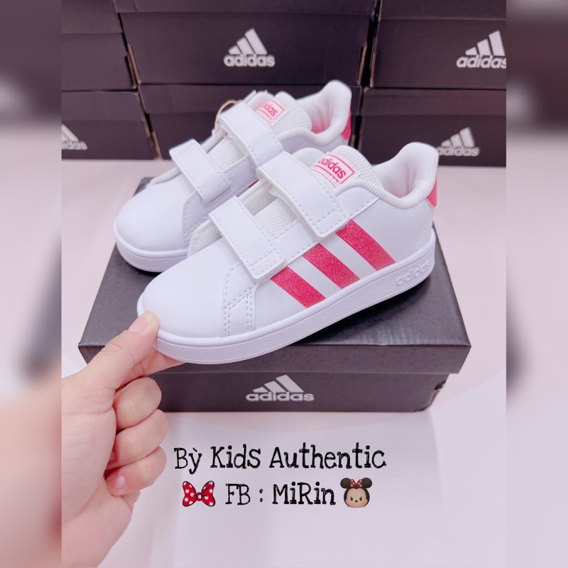 Giày thể thao trắng viền hồng siu xinh cho bé♥️