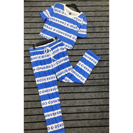 bộ croptop quần dài nối chuyền còn 1 set lỗi tí hon