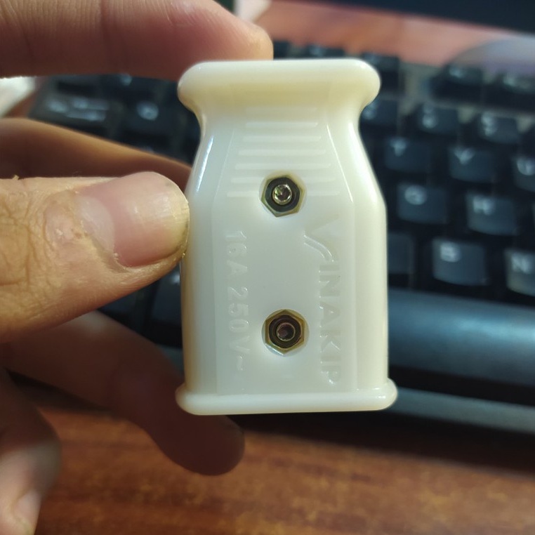 10 cái phích âm Vinakip 16A