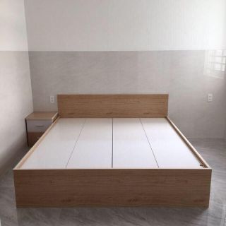 Giường nhựa đài loan màu gỗ sồi dùng cho 1 người