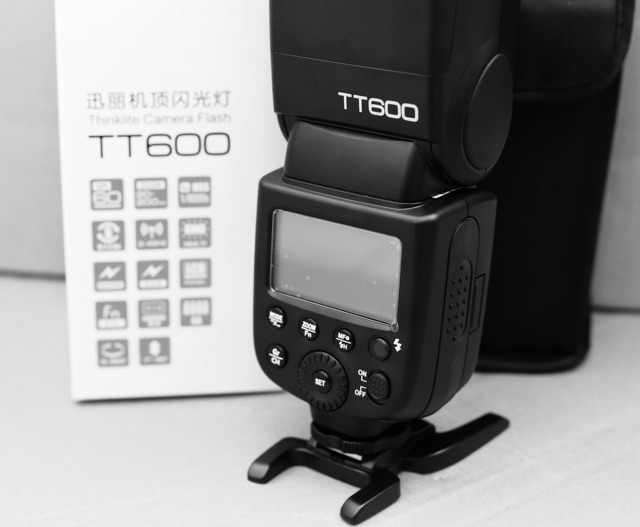 Đèn Flash Godox TT600 For Canon,Nikon,Sony,Fujifilm