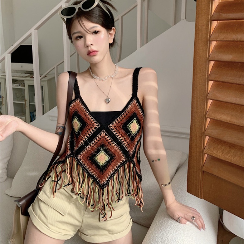 Áo Dệt Kim Hai Dây Cổ Chữ V Phối Tua Rua Thời Trang