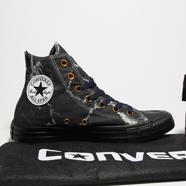 Giày Converse cao cổ vải họa tiết CCVH18