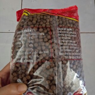 CÁM CÁ , THỨC ĂN CHO CÁ CẢNH