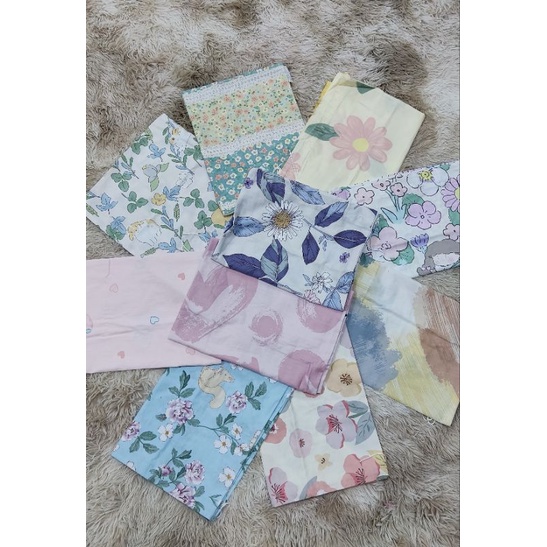 (link 1) Vỏ gối ôm 100% Cotton living bán kèm bộ chăn ga do EverDream cung cấp, Khách muốn mua lẻ inbox shop để chọn màu