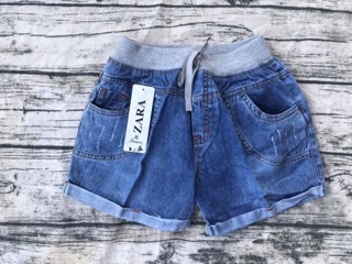 Quần jeans đùi cho bé