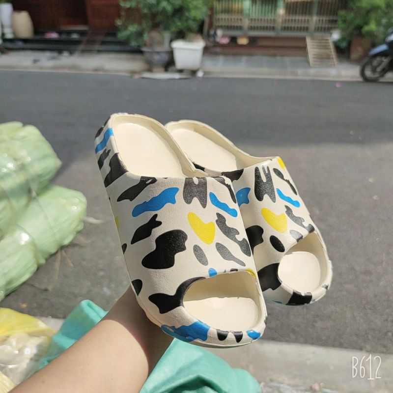 Dép quai ngang nữ bánh mỳ in hình BÒ SỮA SIÊU HOT- Sẵn hàng