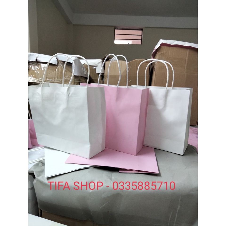 Sét 100 túi giấy kt 22x20x8cm đựng mỹ phẩm, quần áo Kraft Nhật quai xoắn cao cấp có sẵn