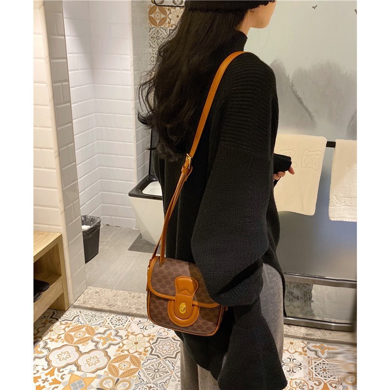 Túi đeo chéo hình vuông nhỏ Thiết kế mới thời trang phong cách Hàn Quốc 2022