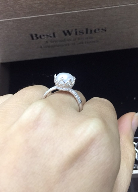 Nhẫn vương miện ôm quả cầu trắng nhân tạo bạc thật mạ vàng trắng