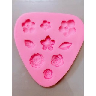 Khuôn silicon 4D mẫu hoa nhí trang trí bánh trung thu hiện đại, bánh thạch rau câu...