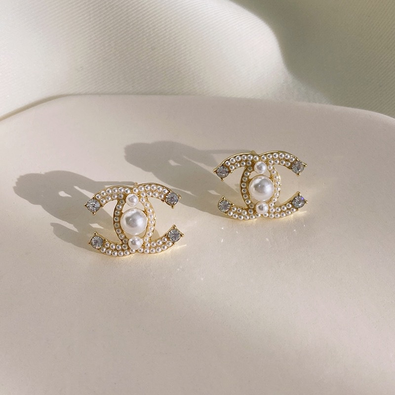 Bông Tai Ngọc Trai Hình Chữ C Đính Ngọc Trai Cao Cấp