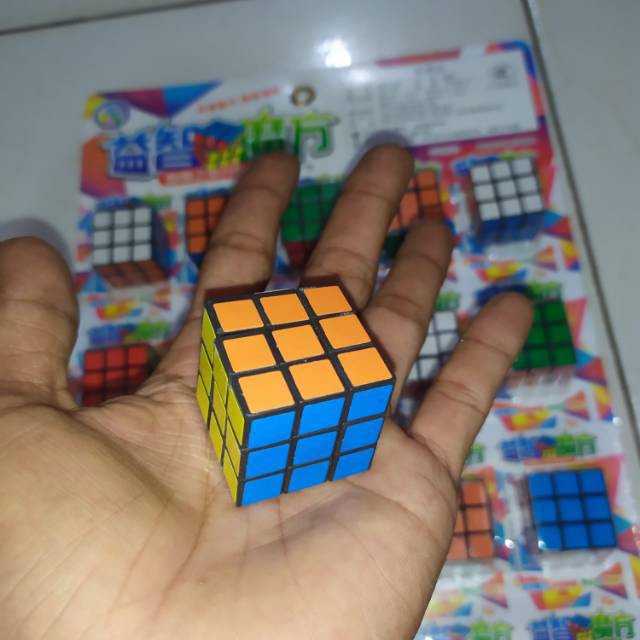 Khối Rubik 3x3 Cỡ Nhỏ 30g