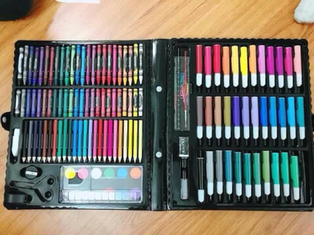 Bộ màu 150 chi tiết