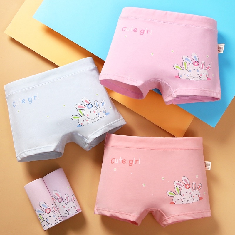 Quần chip đùi cao cấp cho bé gái.