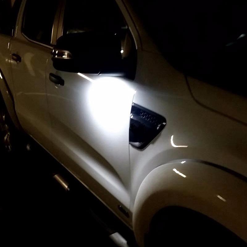 Đèn gắn gương chiếu hậu cho xe Ford kuga Focus