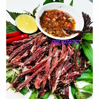 Trâu gác bếp Tây Bắc đóng gói 1 túi 500g hoặc 2 túi 250g, túi 100g