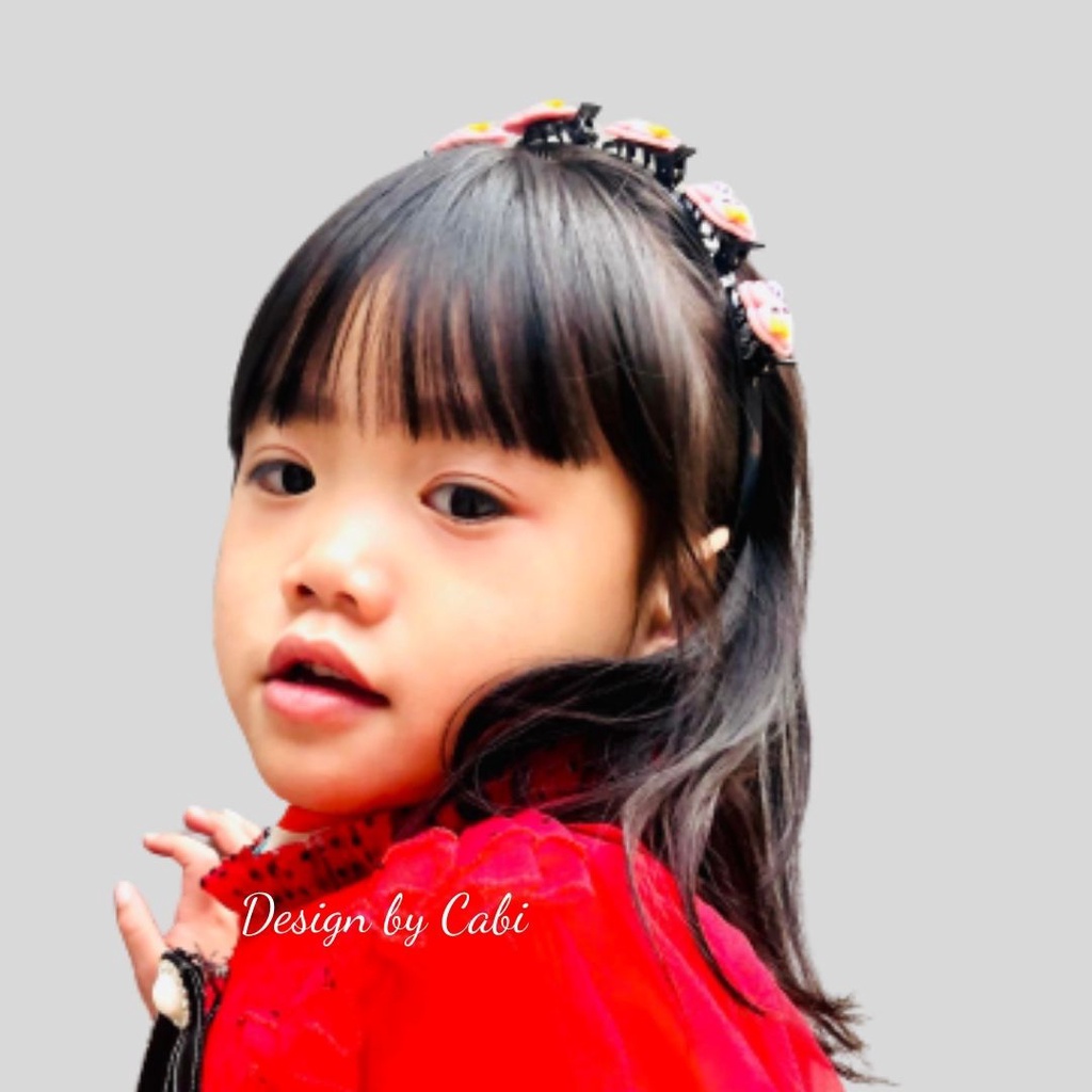 Bờm tóc tạo phồng đính hoạ tiết hoa phong cách Hàn Quốc dành cho bé gái.