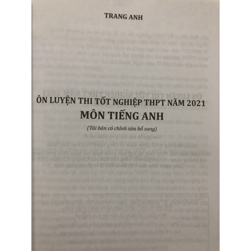 Sách - Ôn luyện thi THPT quốc gia năm 2021 môn Tiếng Anh