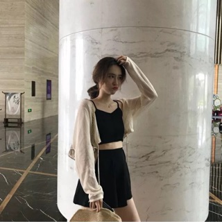 Bộ hai dây khoe eo thon