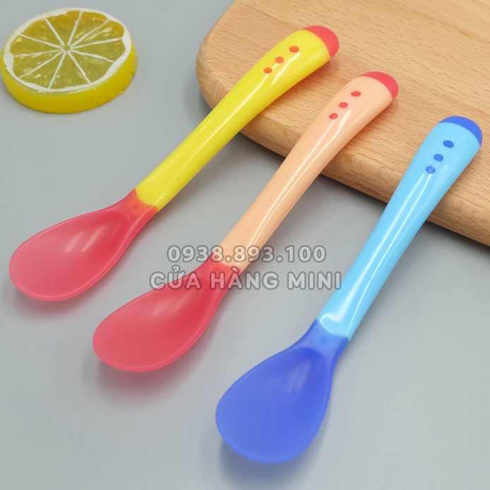 Muỗng Ăn Dặm Silicone Cảm Biến Nhiệt Độ
