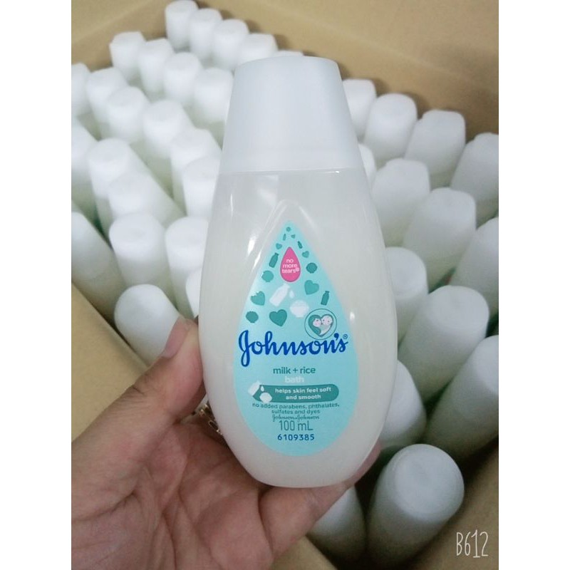 Sữa tắm chứa sữa gạo Johnson's Baby 100ml