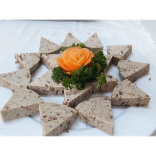 Giò chay, giò nấm: 75k/500g, hsd 12 thangd kể từ ngày sx