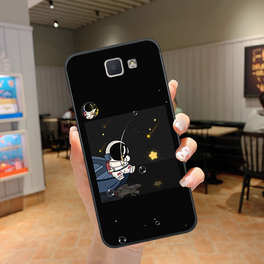 Ốp lưng Samsung J5 Prime/ J7 Prime/ J4 Plus/J4 Prime hình vũ trụ, phi hành gia astronaut