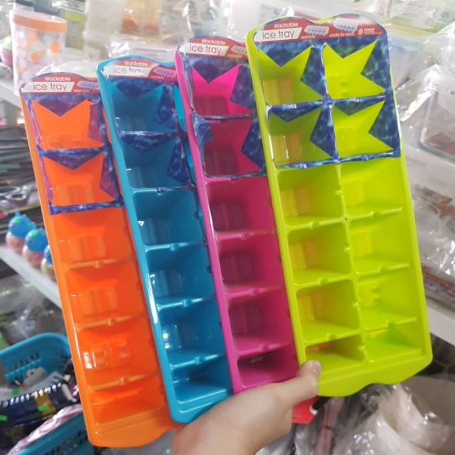 KHAY LÀM ĐÁ NHỰA DẺO THÁI LAN 12 VIÊN