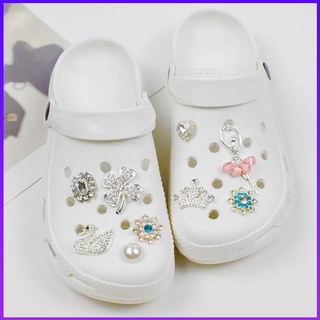 Dép Cross Đế Cao 7cm Kèm Phụ Kiện Sticker Vương Miện Kim Cương Cực Đẹp - Hàng Cao Cấp