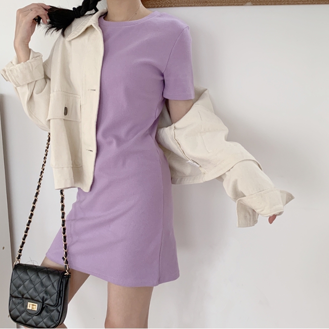 Đầm ngắn dáng ôm màu trơn phong cách Hàn Quốc | BigBuy360 - bigbuy360.vn