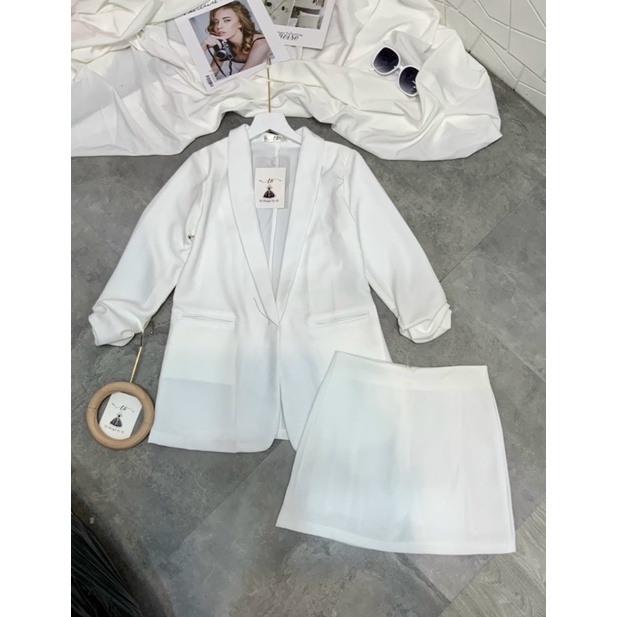 Áo Blazer tay dài nhún | BigBuy360 - bigbuy360.vn