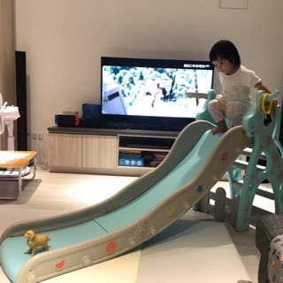 Cầu trượt đồ chơi cho bé