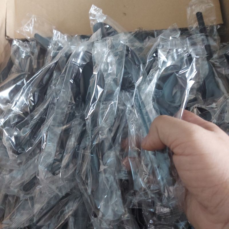 Combo 50 muỗng nĩa nhựa đen cao cấp trà sữa dài 15cm có bọc màng từng cái
