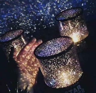 Đèn ngủ chiếu ngàn sao