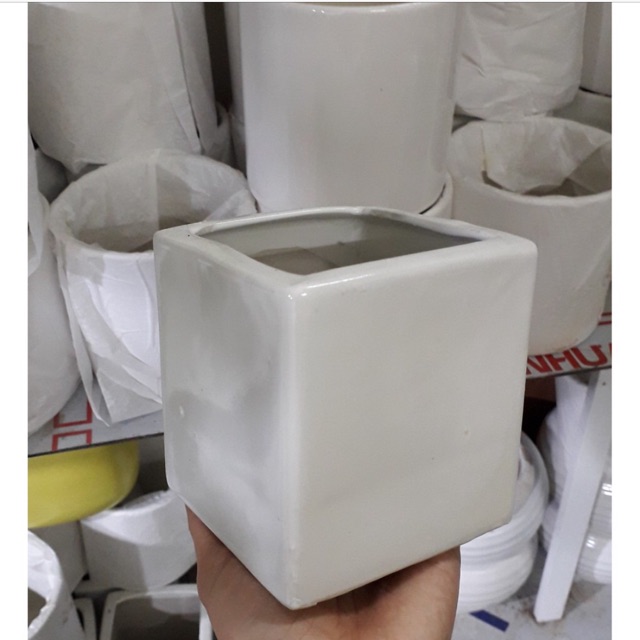 Chậu gốm vuông
