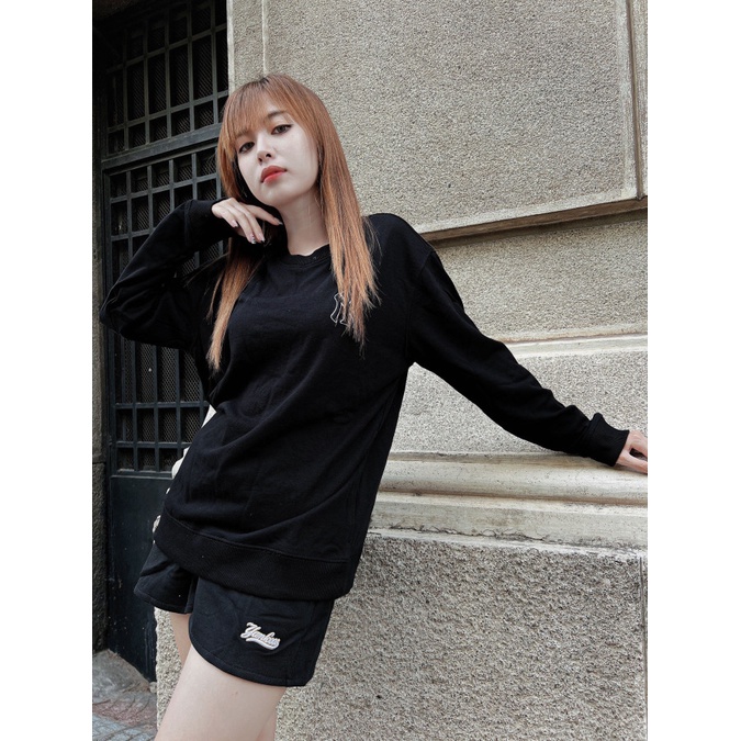 (HÀNG XUẤT XỊN) Áo thun tay dài đen logo đen  M/L/B Sweater Black in Black  Full tag-code  size S M L  Có quần bán kèm