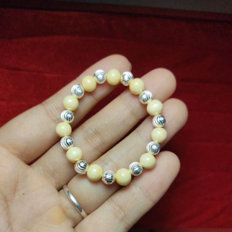 Vòng dâu tằm bi bạc ta cho bé