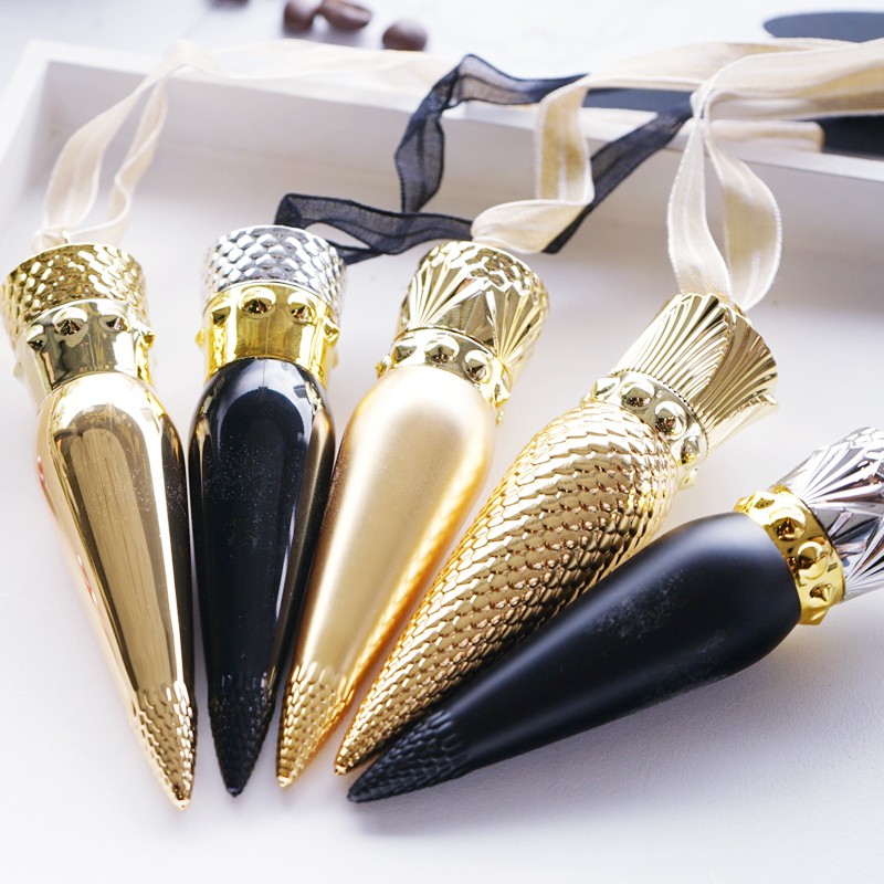 Yolo ❤ Son Môi Christian Louboutin / CL Xúc Xắc Trọng Lượng 3.8g
