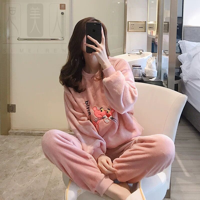 Đồ ngủ tay dài lót nhung kiểu dáng thu đông đáng yêu cho nữ | BigBuy360 - bigbuy360.vn