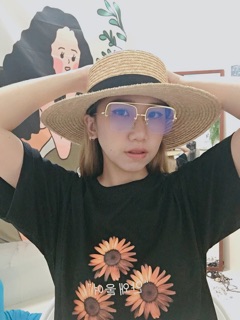 Mắt kính form vuông vintage