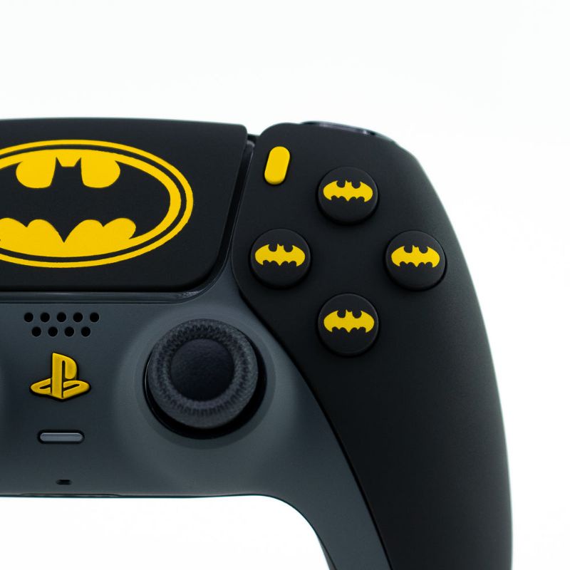 [PS5] Nhận custom tay bấm theo chủ đề Batman