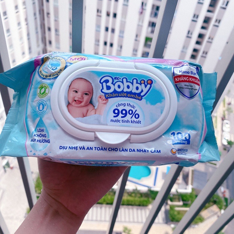 Khăn Giấy Ướt Không Mùi Bobby loại 100 tờ