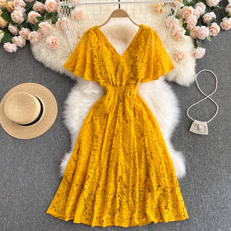 Váy ren dáng dài đi biển chất ren đẹp freesz