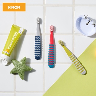 Bàn chải đánh răng k-mom cho bé 12m+