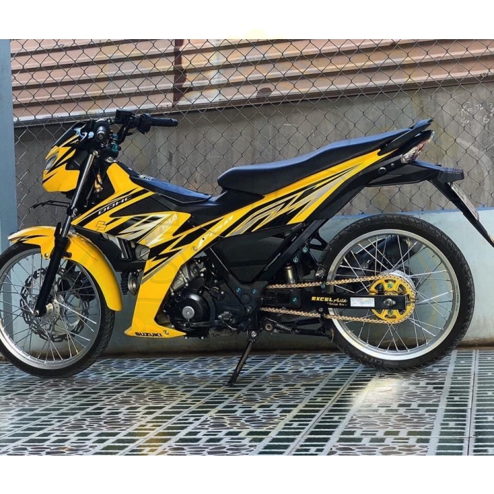 ( Quí khách vui lòng mang ra tiệm cho thợ dán ) Tem satria fi vàng