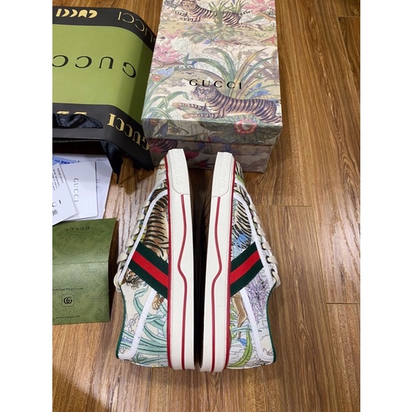 Giày siêu cấp nam nữ GC full box