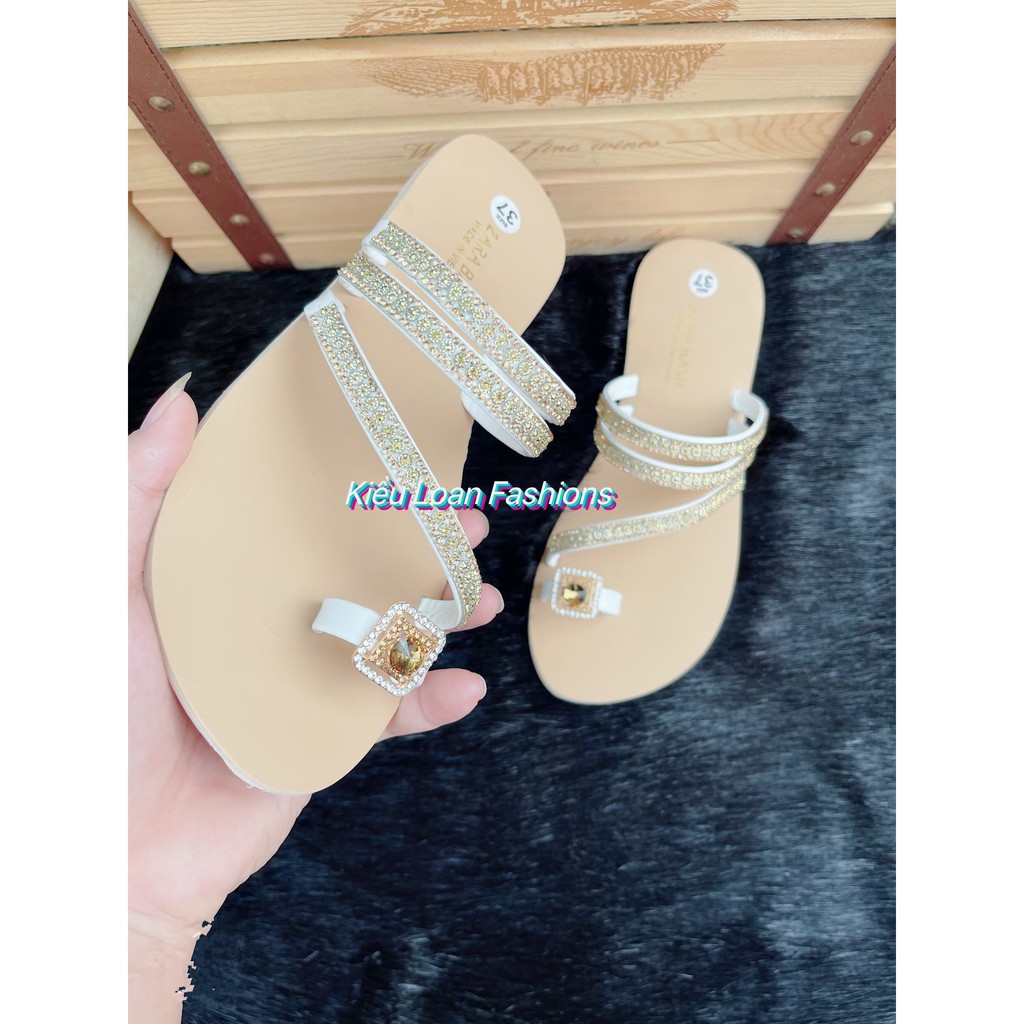 Giày (Dép) Sandal nữ xỏ ngón 2 quai chéo đính đá đế bệt, dép quai hậu học sinh đi học. đi chơi, đi biển